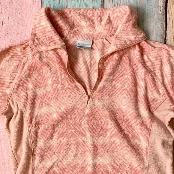 Pink Columbia sweater - Picture 3 of 8